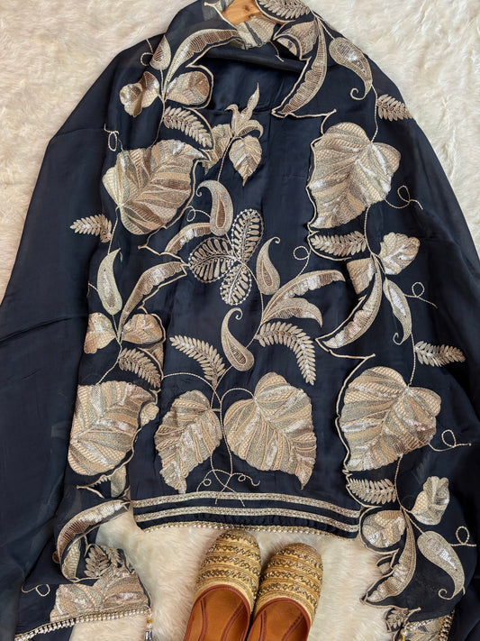 Crepe Suit Set with Pearl Button Neckline