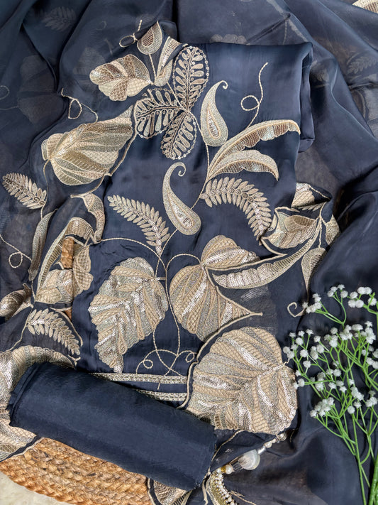 Crepe Suit Set with Pearl Button Neckline