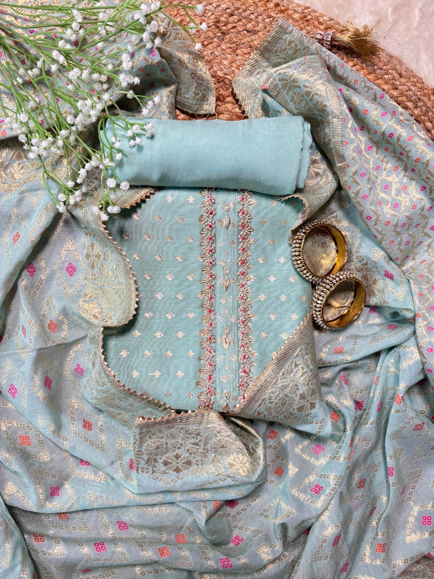 Green Chanderi Zari Booti Suit Set.
