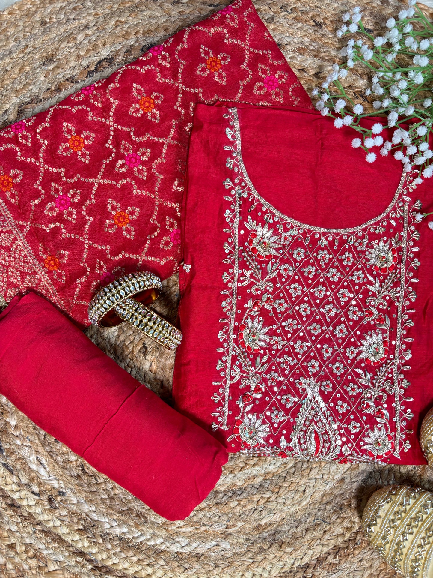 The Grace of Banarasi, The Charm of Chanderi