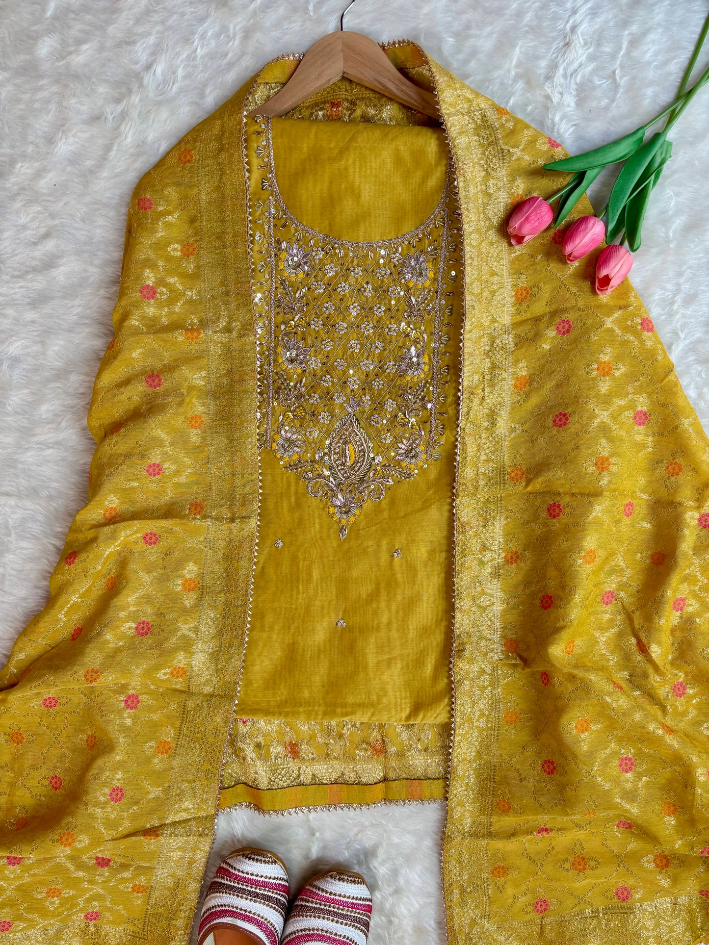 The Grace of Banarasi, The Charm of Chanderi