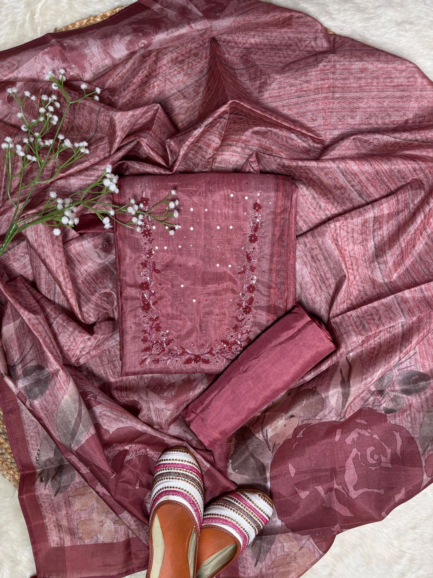 Chanderi Self Print Kurta Set with Resham Cutdana & Sequin Work Pink