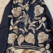 Crepe Suit Set with Pearl Button Neckline