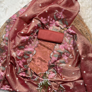 Soft Pink Suit Set – For a Graceful Look