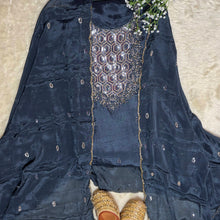 Elegant Grey & Green Crepe Suit Set with Embroidered Dupatta